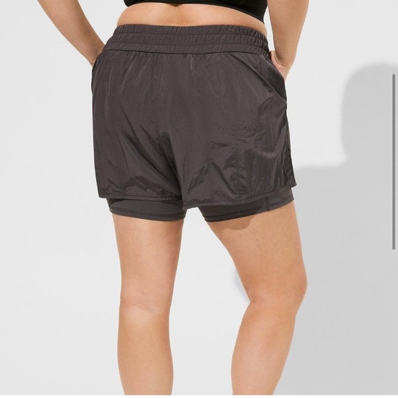 Torrid Happy Camper Satin Nylon 2fer Active Short 0X - Picture 2 of 7